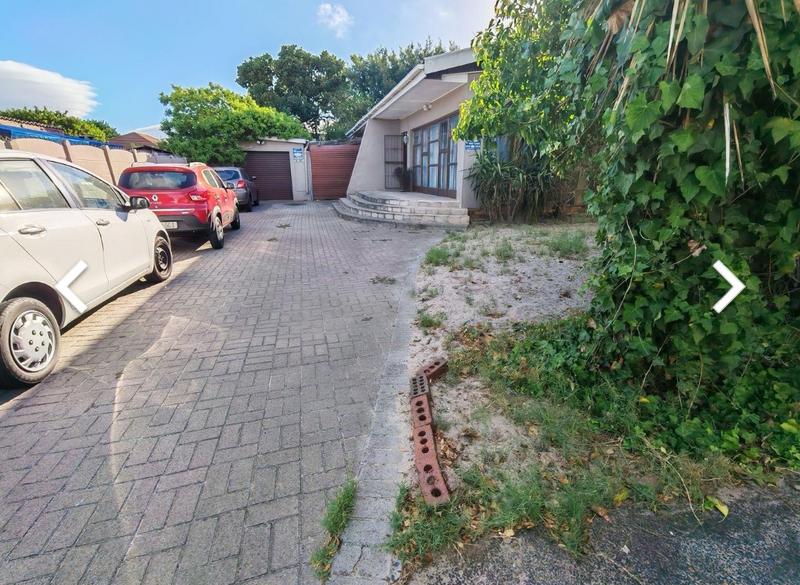 3 Bedroom Property for Sale in Churchill Estate Western Cape